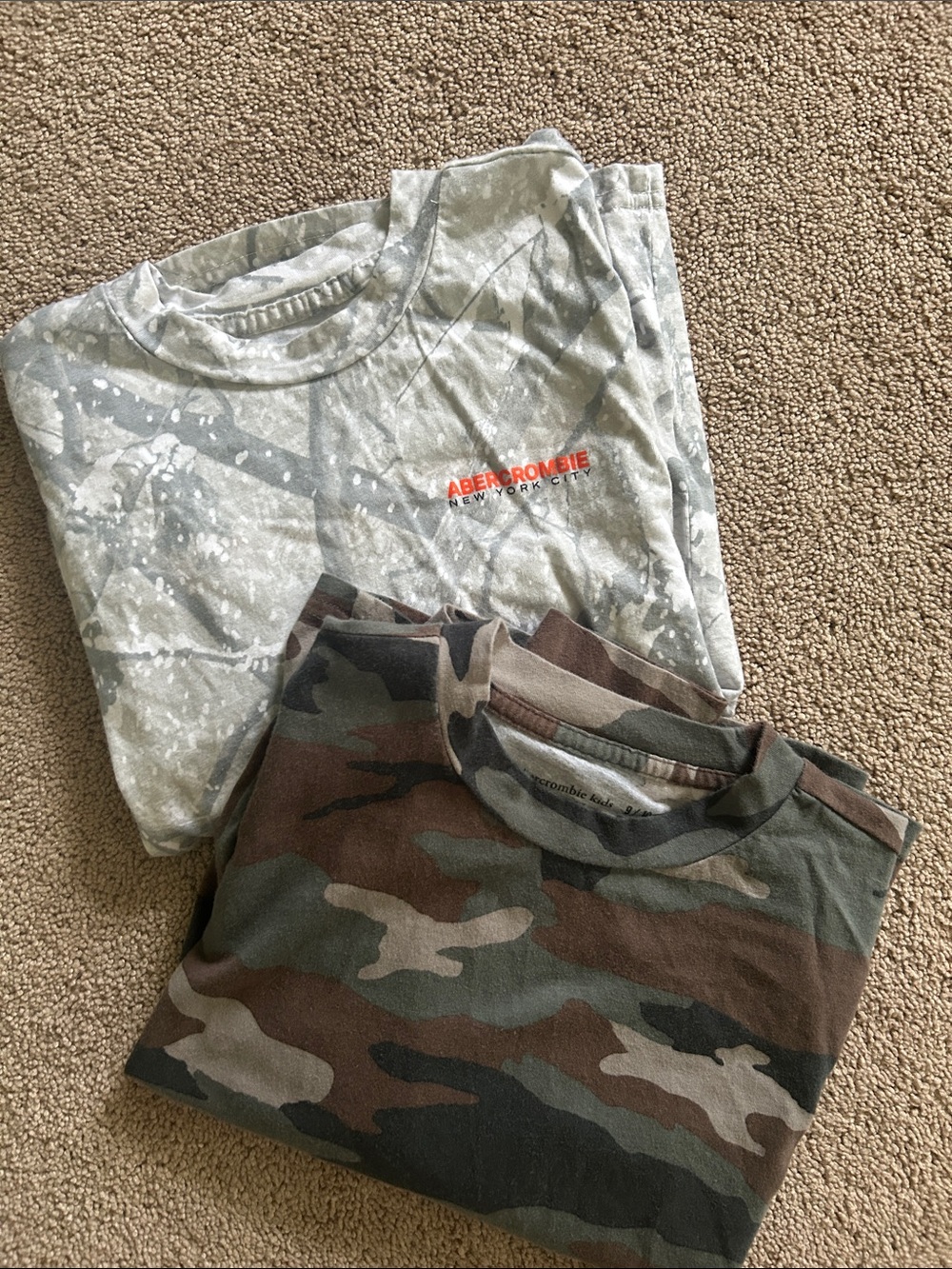 Abercrombie Kids Graphic Tee & Camo Tee Set - Grey Splatter & Green Camo